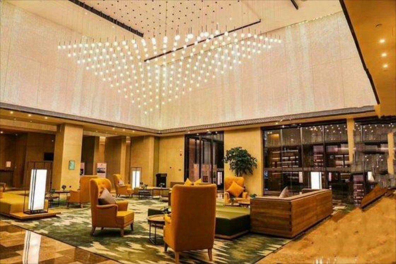 Holiday Inn & Suites Tianjin Downtown By Ihg,Tianjin Drum Tower,Joycity Shopping Mall,Tianjin Ancient Cultural Street,Haihe River,The Porcelain House,Convenient Access To Tianjin Binhai International Airport מראה חיצוני תמונה