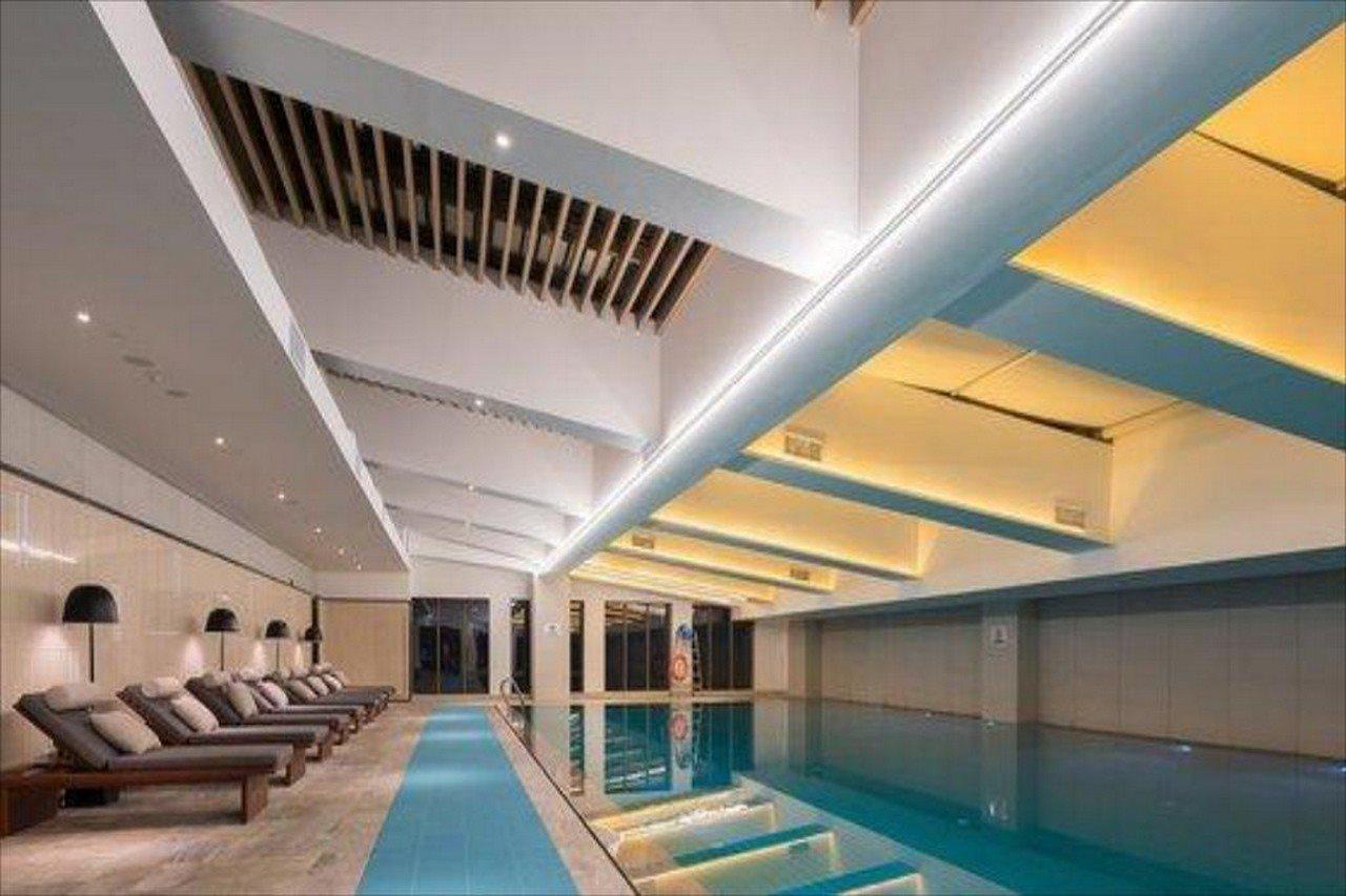 Holiday Inn & Suites Tianjin Downtown By Ihg,Tianjin Drum Tower,Joycity Shopping Mall,Tianjin Ancient Cultural Street,Haihe River,The Porcelain House,Convenient Access To Tianjin Binhai International Airport מראה חיצוני תמונה
