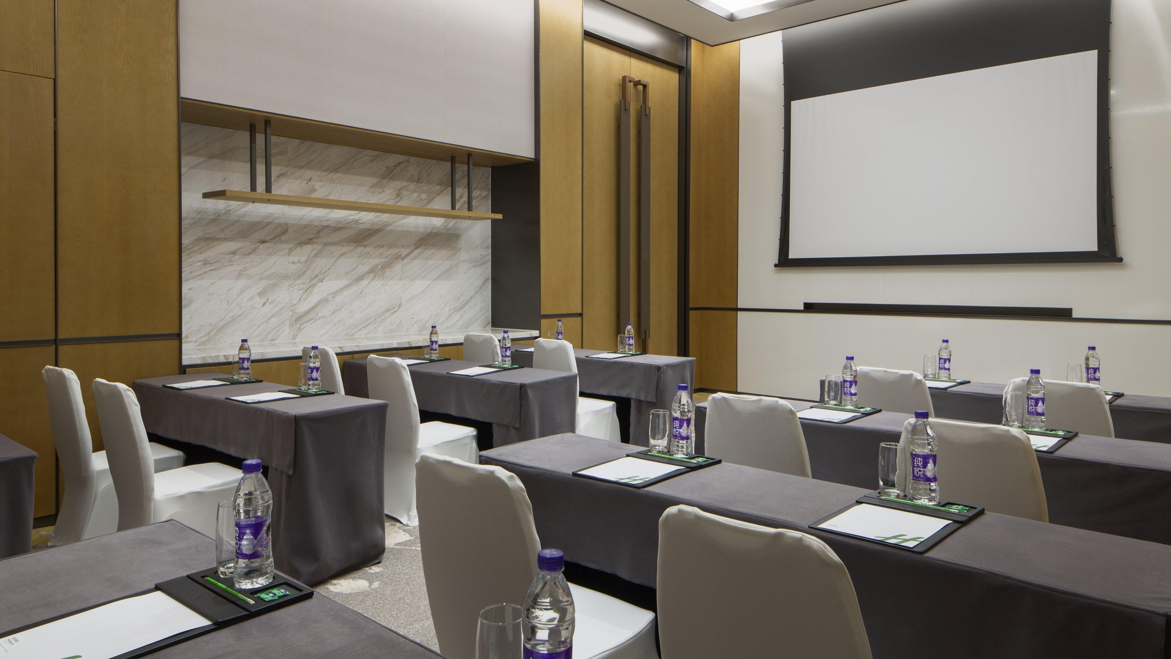 Holiday Inn & Suites Tianjin Downtown By Ihg,Tianjin Drum Tower,Joycity Shopping Mall,Tianjin Ancient Cultural Street,Haihe River,The Porcelain House,Convenient Access To Tianjin Binhai International Airport מראה חיצוני תמונה