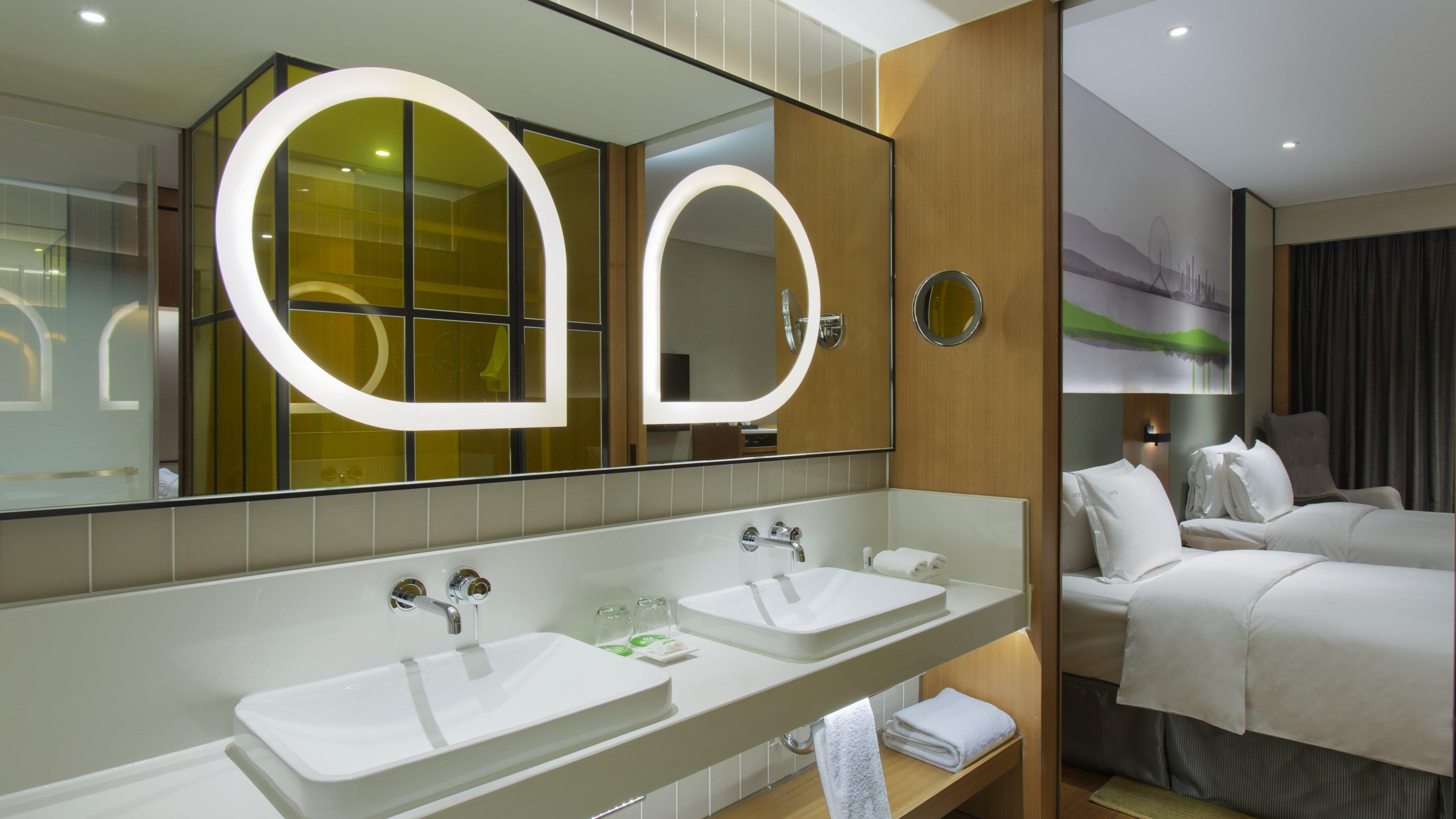 Holiday Inn & Suites Tianjin Downtown By Ihg,Tianjin Drum Tower,Joycity Shopping Mall,Tianjin Ancient Cultural Street,Haihe River,The Porcelain House,Convenient Access To Tianjin Binhai International Airport מראה חיצוני תמונה